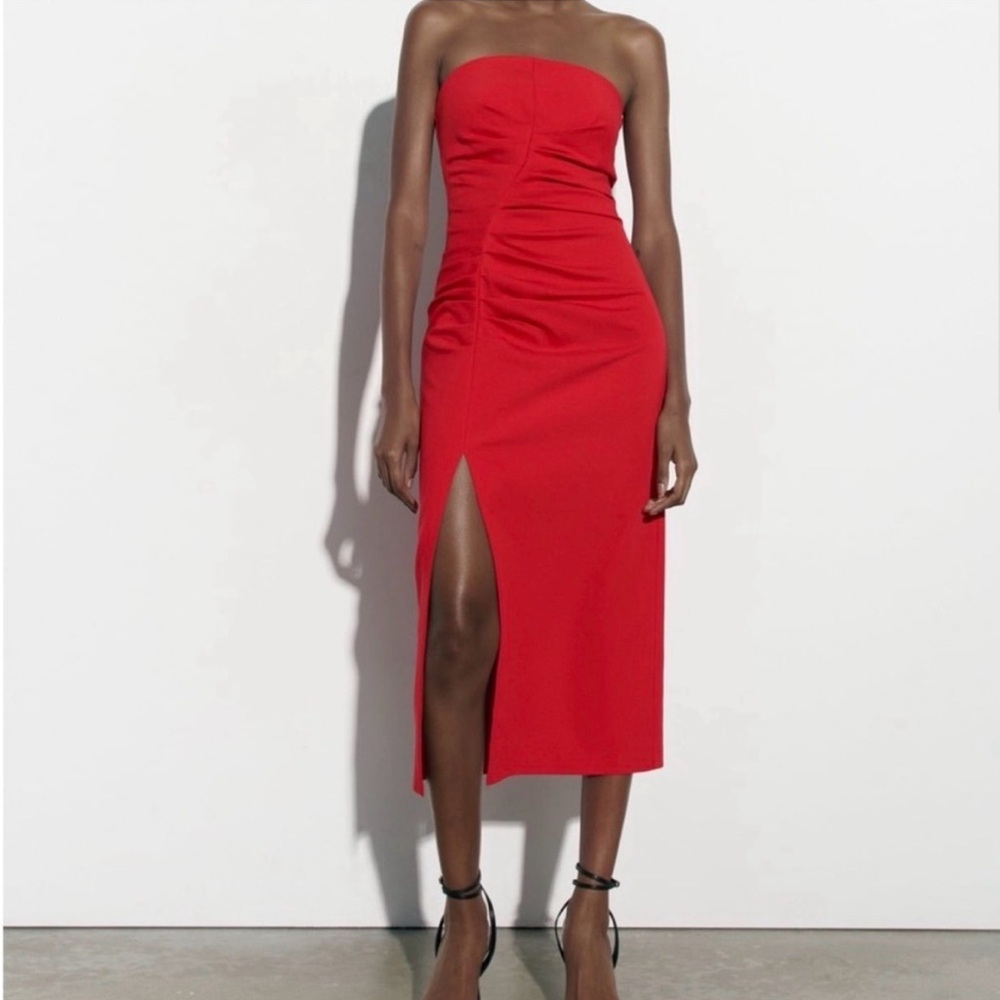 Zara Elegant Red Strapless Dress